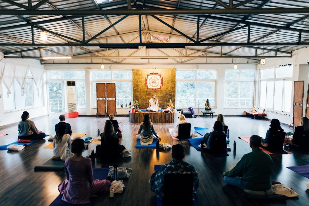 Find best yoga teacher training