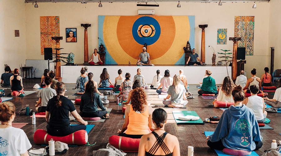 Find best yoga teacher training